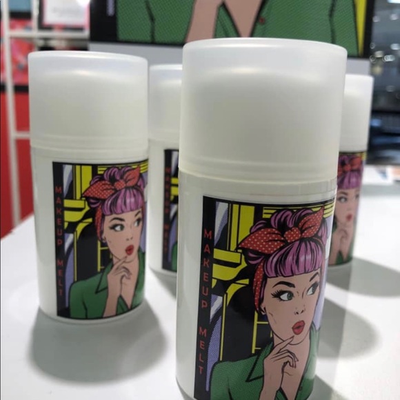 Makeup! - Picture 1 of 5